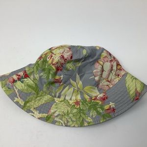 April Cornell Hydrangea Dream Rainhat